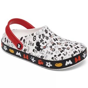 CROCS Red and White with Mickey and minnie Mouse Design size 3 Big kids EUC
